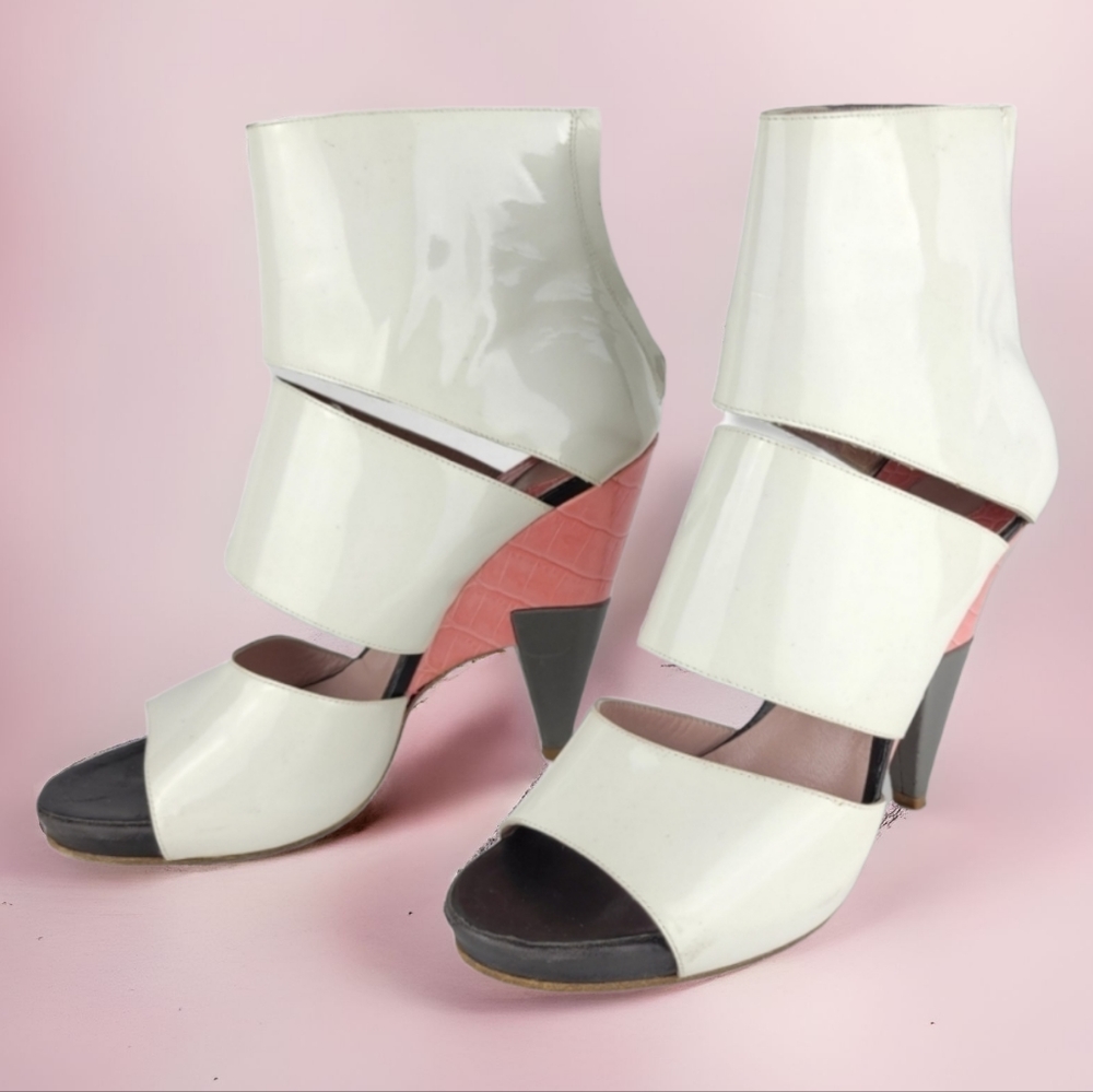 Chloe poseidon patent leather cutout peeptoe ankle boots